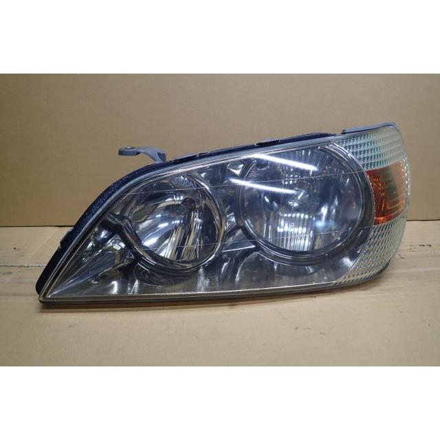 トヨタ・アルテッツァ純正前期型ヘッドライト 配送 アルテッツァ