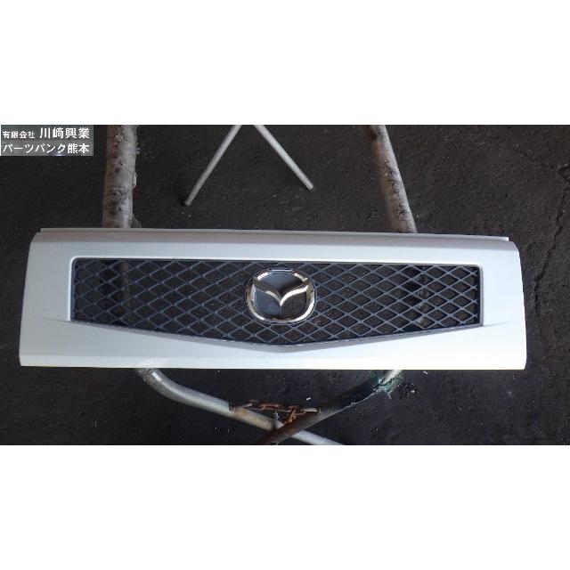 マツダ（Mazda） スピアーノ UA-HF21S ラジエータグリル フロント