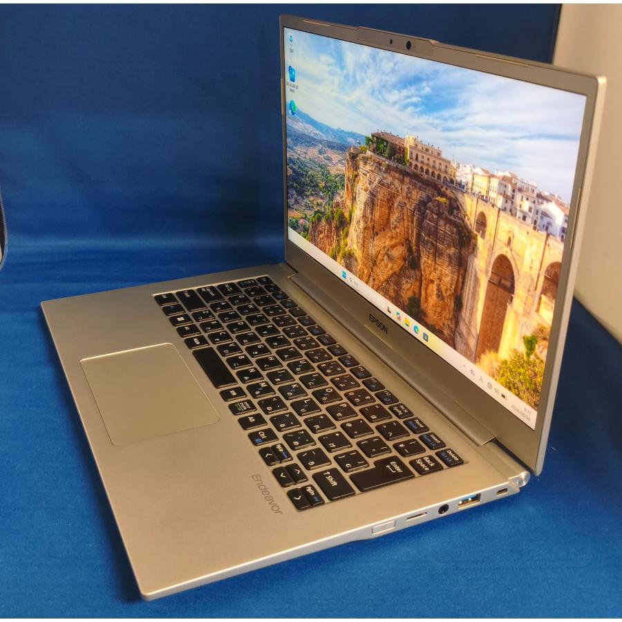 Windowsノート本体 Endeavor NA710E Core i5 10210U Endeavor EPSON NA710E Core i5-10210U 8GB メモリ 256GB M.2 SSD 14型