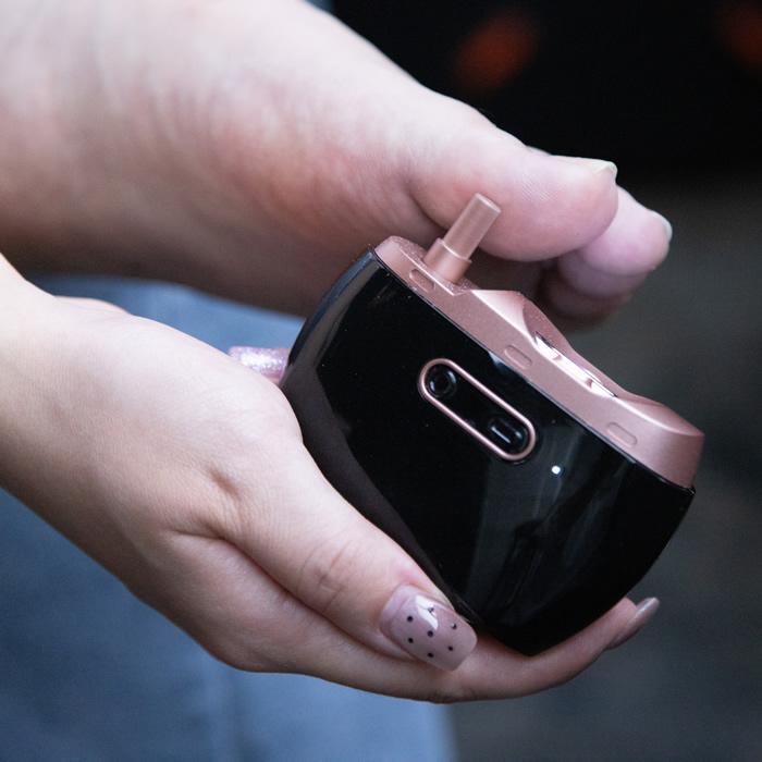 新品　完売商品POLA ネイルグロウ　定価￥11,800 電動爪削り カロスビューティーテクノロジー Rooomy 電動爪切り 爪きれるん RM
