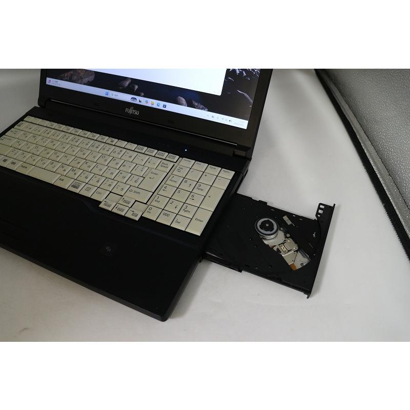 LIFEBOOK 富士通 A747/S i5（第7世代）/ SSD256GB / メモリ8GB /DVD