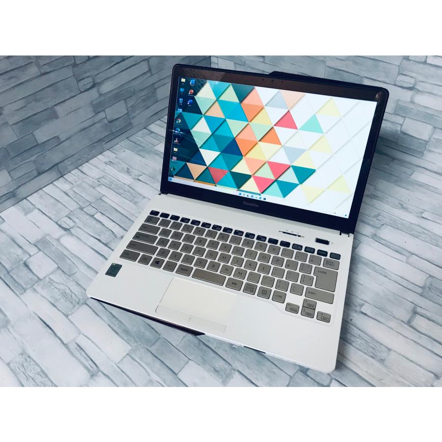 LIFEBOOK Windows11 富士通Lifebook CH75/W Floral Kiss Corei5 LIFEBOOK Windows11 富士通Lifebook CH75/W Floral Kiss Corei5