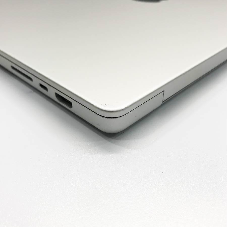 MacBook Pro ノートパソコン Pro18,2 M1 Max A2485 32GB SSD2TB 16
