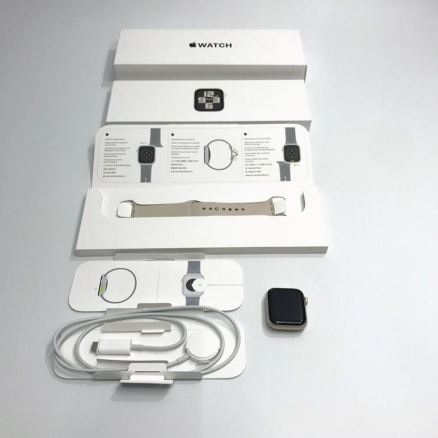 Apple Watch SE（第2世代） SE 第2世代 GPS+Cellularモデル 40mm