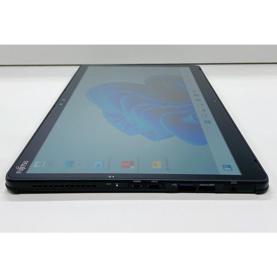 FUJITSU Arrows Tab Q738 Core i3-7130U メモリ4GB SSD256GB