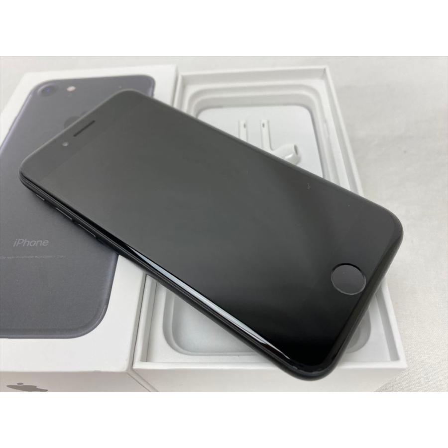 中古 Iphone 7 32gb ブラック Mnce2j A Simロック解除品 Au 2212 Pcワンズ 通販 Yahoo ショッピング