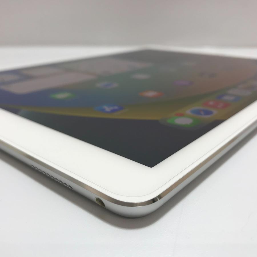 iPad Pro 12.9インチ 第2世代 A1670 64GB Smart Keyboard(A1636)付属