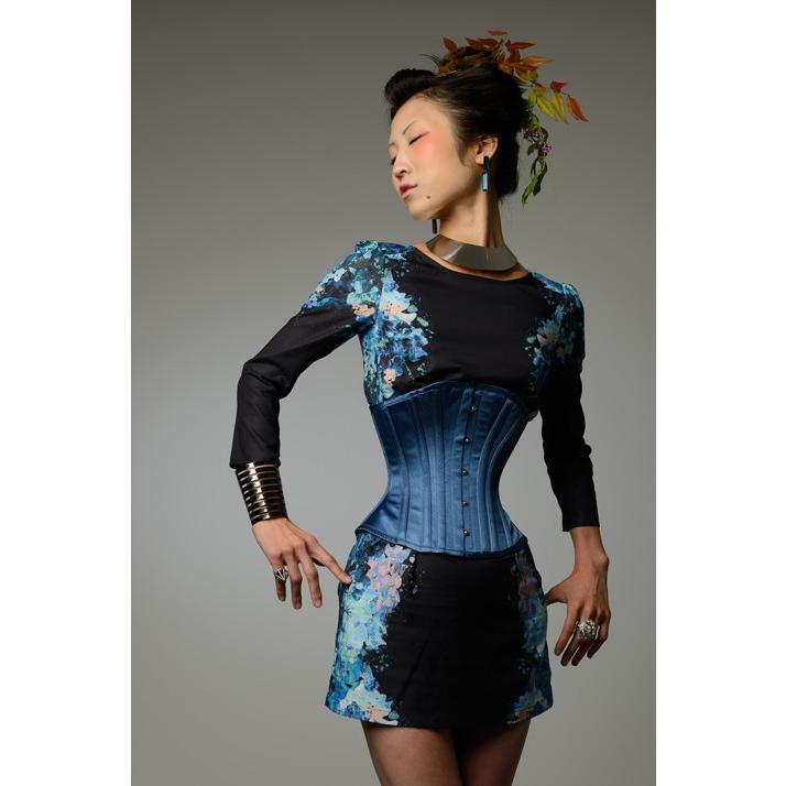 砂時計型アンダーバスト（ピュアワン コルセット ワークス P.C.W