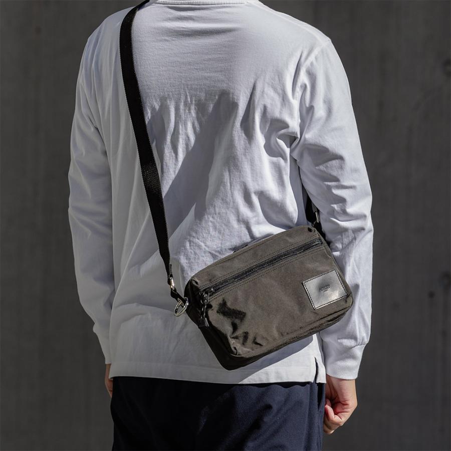 男闘呼組　ミニショルダーバッグ (ナイロン) 男闘呼組 ミニショルダーバッグ (ナイロン) 楽天市場】『ヴァ