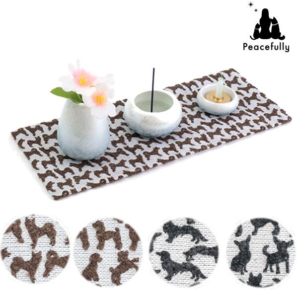 ペット仏具 敷物 防炎マット Woolfy 柴犬 チワワ ダックフンド トイプードル　犬柄 ミニサイズ（30×12cm）日本製 火防マット 仏壇マット（Yahoo!・ペットメモリアルグッズPeacefully）