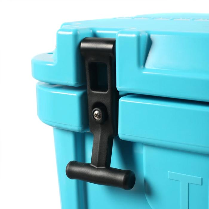 TITAN DEEP FREEZE 20Q PREMIUM ICE CHEST 5-99204-03-09 Titan Blue タイタン クーラーボックス タイタンブルー 18.93L  アウトドア用品 キャンプ用品の画像