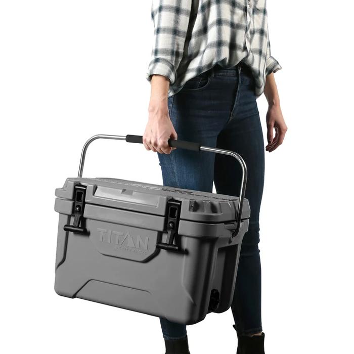 TITAN DEEP FREEZE 20Q PREMIUM ICE CHEST 5-99203-02-09 Gray タイタン クーラーボックス ハードクーラー グレー 18.93L アウトドア用品 キャンプ用品の画像