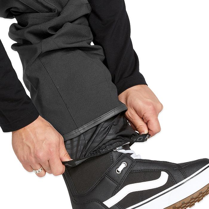2024-25 VOLCOM ROAN BIB OVERALL Black ボルコム スノーボード ウェアー ビブパンツ メンズ 24-25 日本正規品の画像