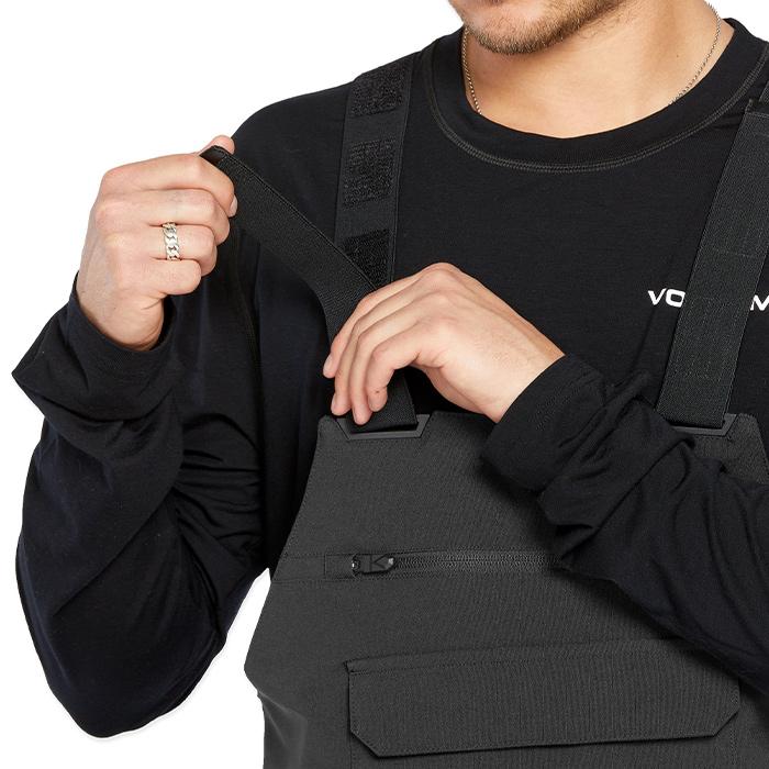 2024-25 VOLCOM ROAN BIB OVERALL Black ボルコム スノーボード ウェアー ビブパンツ メンズ 24-25 日本正規品の画像