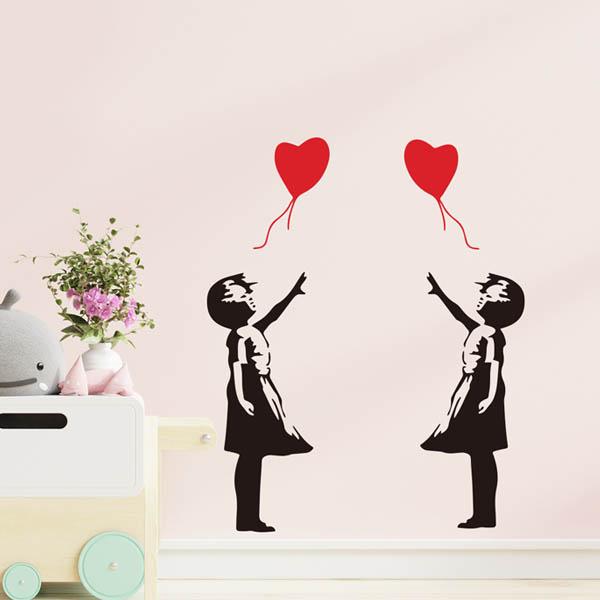 【白黒セット】バンクシー 風船と少女 置物 白黒セット】バンクシー 風船と少女 置物の通販 by CAST 's shop