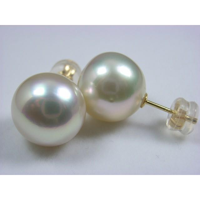 白蝶パールピアス プラチナ 南洋真珠 南洋真珠ピアス 揺れる2つの