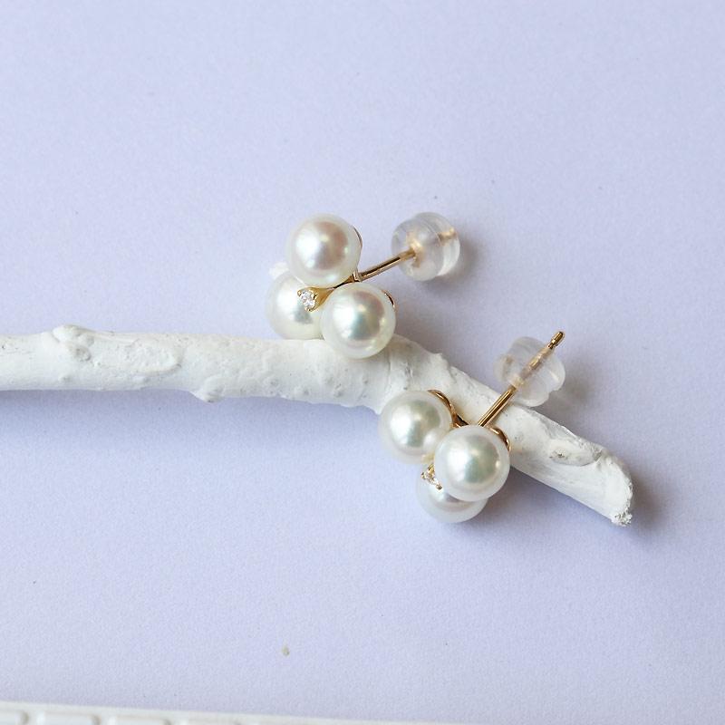 K18 あこや真珠 3粒 ダイヤ ピアス 気品 上品 アコヤ真珠 : パール 