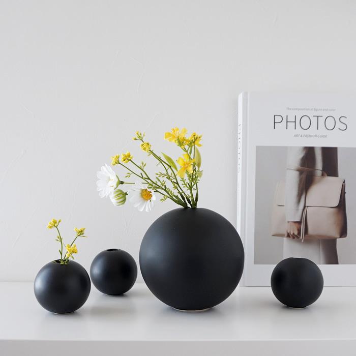 フラワーベース 一輪挿し 丸型 マット ホワイト ブラック 花瓶