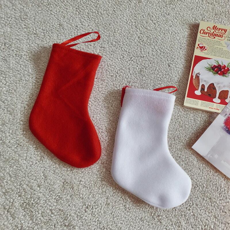 ✨新品未使用✨クリスマス飾り クリスマスソックス 壁掛け スノーマン 雪だるま クリスマス ミニソックス 2枚セット サンタクロース スノーマン