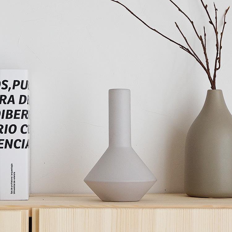 倉庫出荷 フラワーベース 花瓶 マット セラミック おしゃれ シンプル 北欧 韓国インテリア Pease 249 Pease 通販 Yahoo ショッピング
