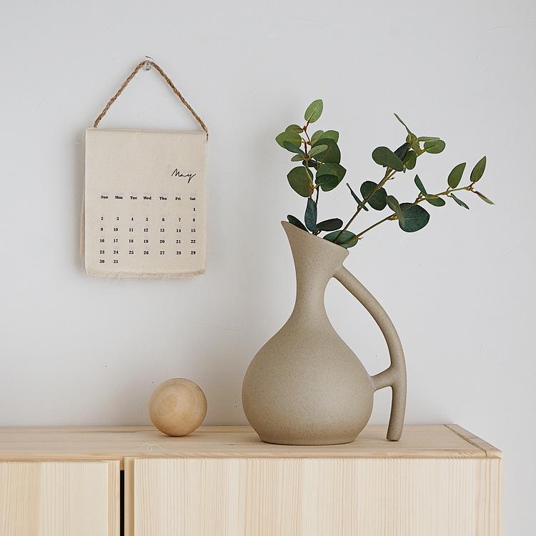 フラワーベース 花瓶 ピッチャー型 セラミック マット おしゃれ シンプル 北欧 韓国インテリア Pease 255 Pease 通販 Yahoo ショッピング