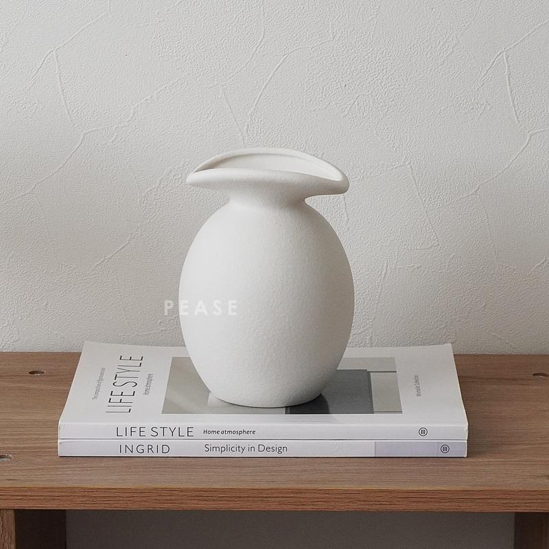 シンプルでおしゃれな北欧風フラワーベース 白い花瓶 かわいい花器