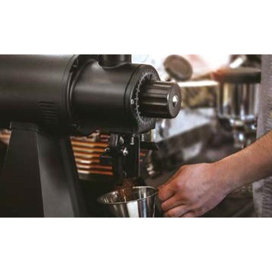 Mahlkonig(マールクーニック、マルケニッヒ) EK-43(背が高いタイプ