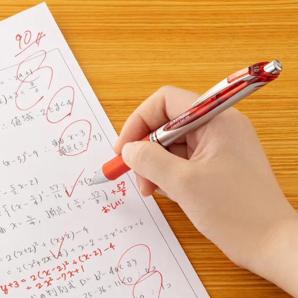 【左利きさん向け】ぺんてる ENERGEL 0.7 BL77 なめらかな書き心地 筆跡の速乾性 専用チップ 軸色 シルバー インク色 黒 赤 青 | エナージェル | 16