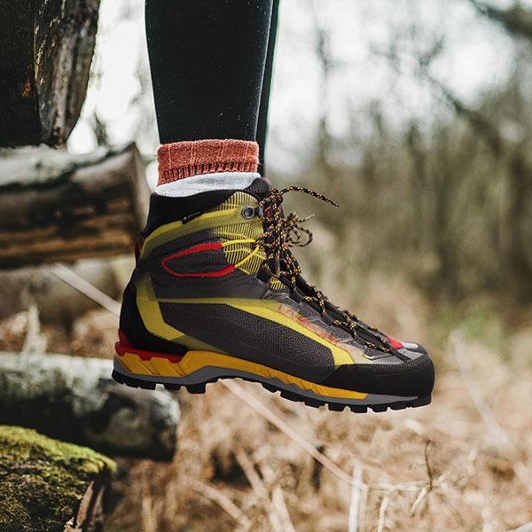 スポルティバ La Sportiva 靴 トランゴ テック GTX シューズ  