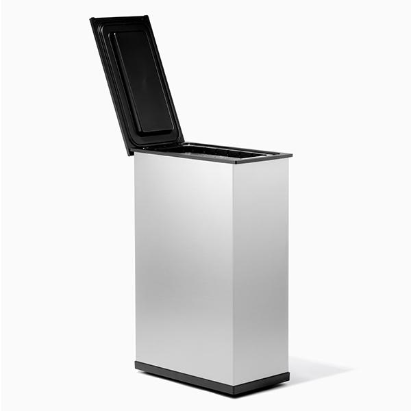 ★未使用★　サンカ　冷やすゴミ箱　クリーンボックス20L キャスター付き SANKA クリーンボックス CLEAN BOX 冷やすゴミ箱 新モデル シルバー