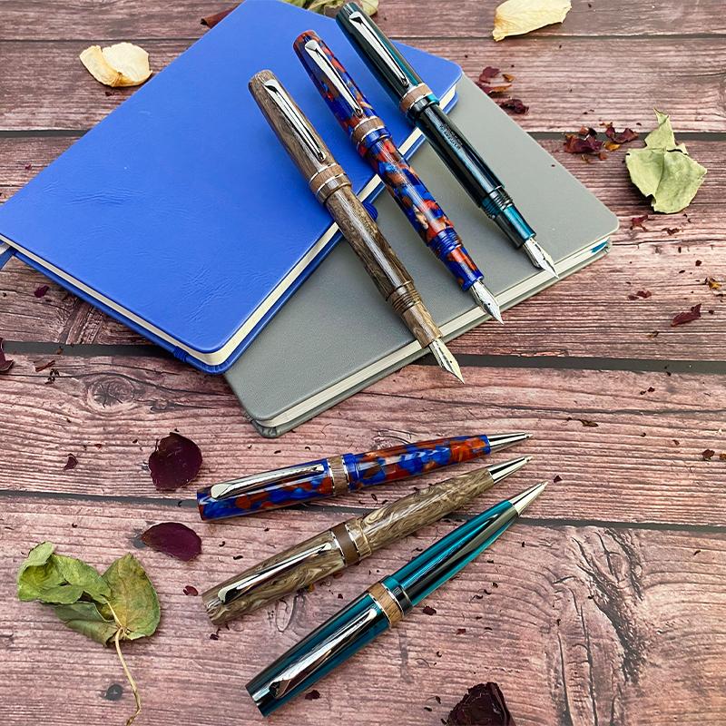 Monteverde 公式【MONTEVERDE】モンテベルデ ツリー・オブ・ザ