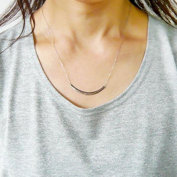 プラチナ ネックレス スマイル レディース 約50cm 月形 大 アーチ バー