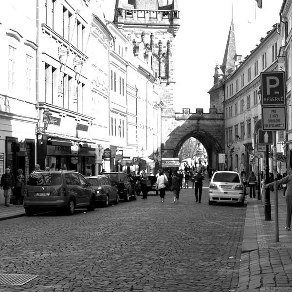 アートパネル インテリア 壁掛け 玄関 白黒 モノクロ 海外 街並み 写真 ポスター ギフト Bh210 128 アートパネル専門店 Pengiiino 通販 Yahoo ショッピング