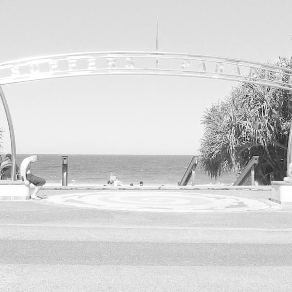 絵画 インテリア 海 サーフィン モノトーン アート 写真 おしゃれ モデルルーム オフィス 玄関 モダン ポスター Bs210 1 アートパネル専門店 Pengiiino 通販 Yahoo ショッピング