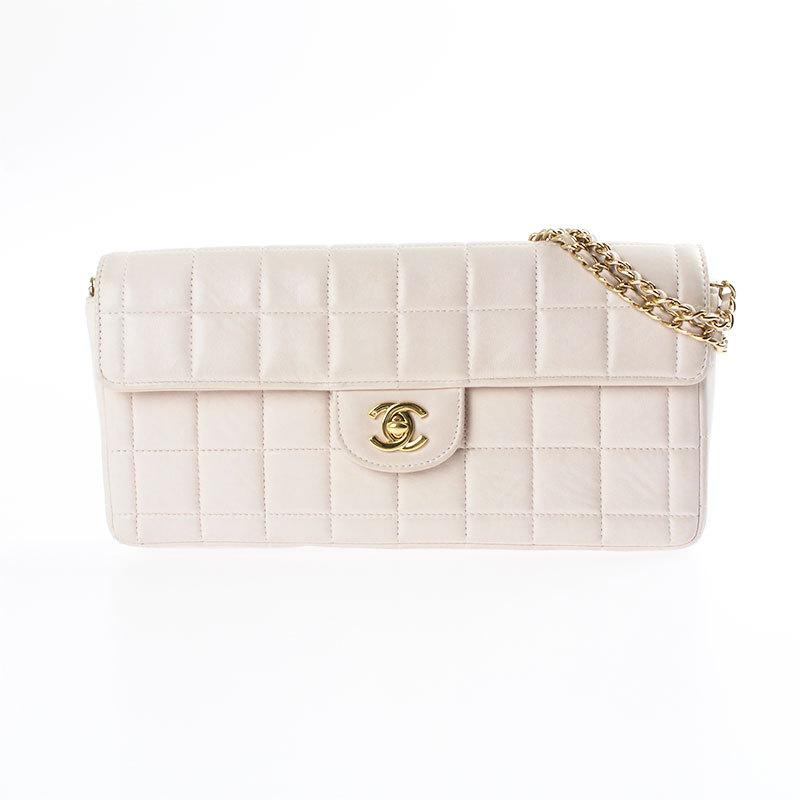 年のクリスマスの特別な衣装 ピンク系 レザー チェーン セミ チョコバー ショルダーバッグ Chanel シャネル 中古 バッグ Marfan Fr