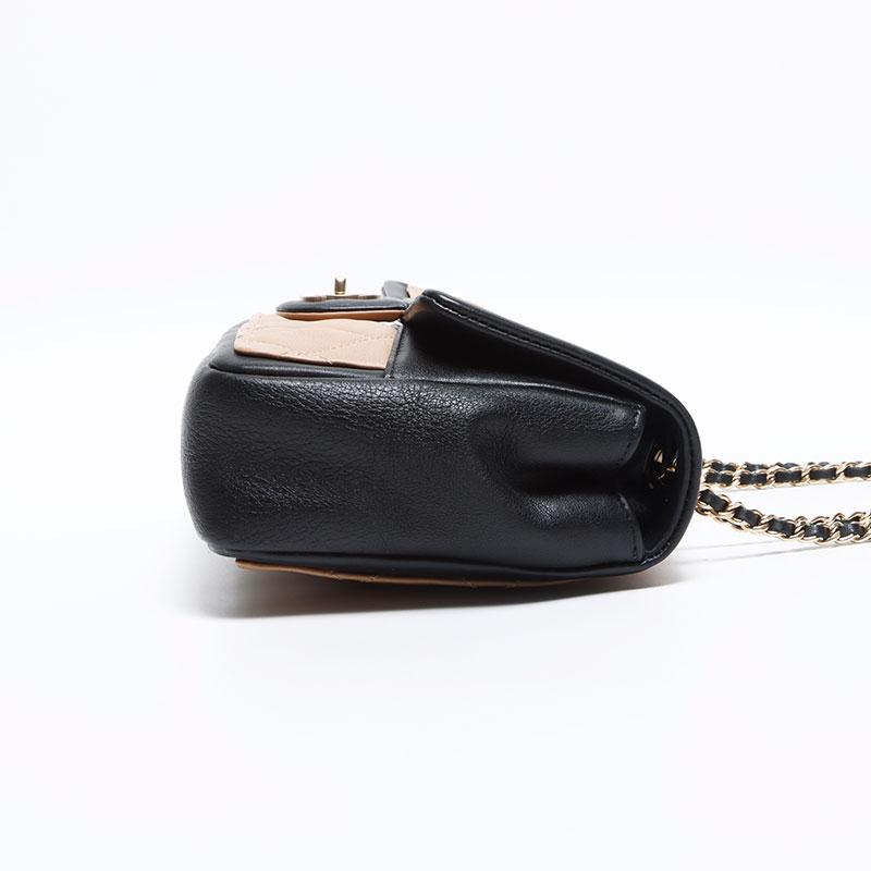 CHANEL シャネル ショルダーバッグ 20番台 ラムスキン マトラッセ バイ  