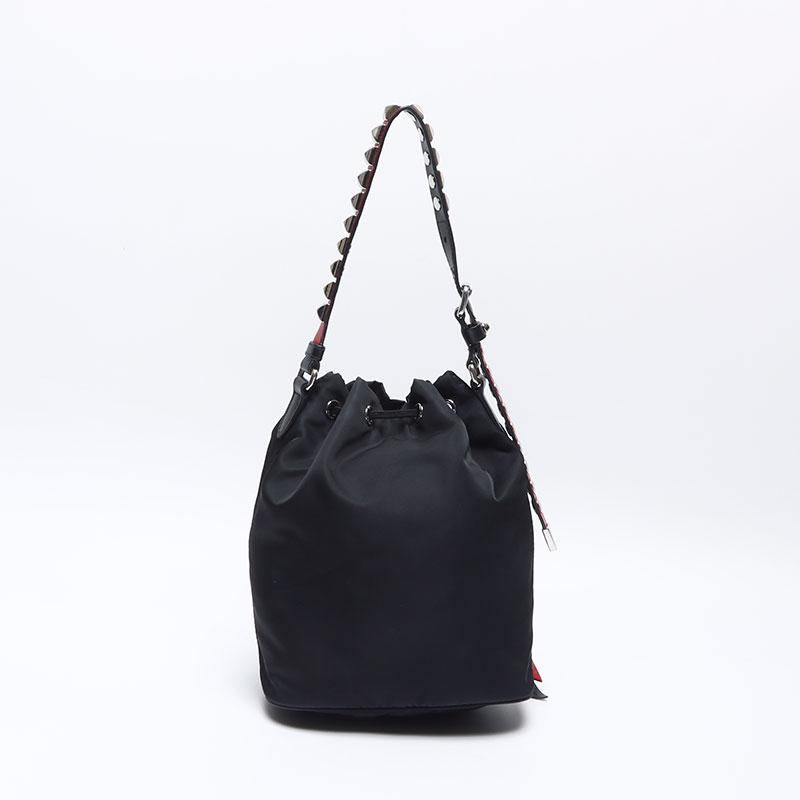 PRADA（プラダ） ショルダーバッグ トライアングルロゴ ナイロン