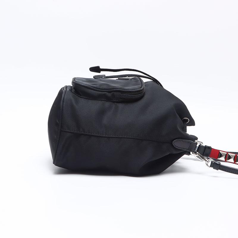 PRADA（プラダ） ショルダーバッグ トライアングルロゴ ナイロン