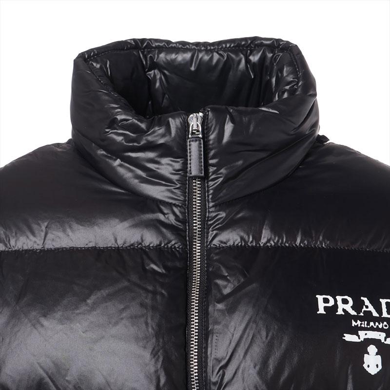 【最終値下げ】プラダ 軽量ジャケット PRADA（プラダ） 【大幅値下げ】 ジャケット Size:S フェザー ダウン