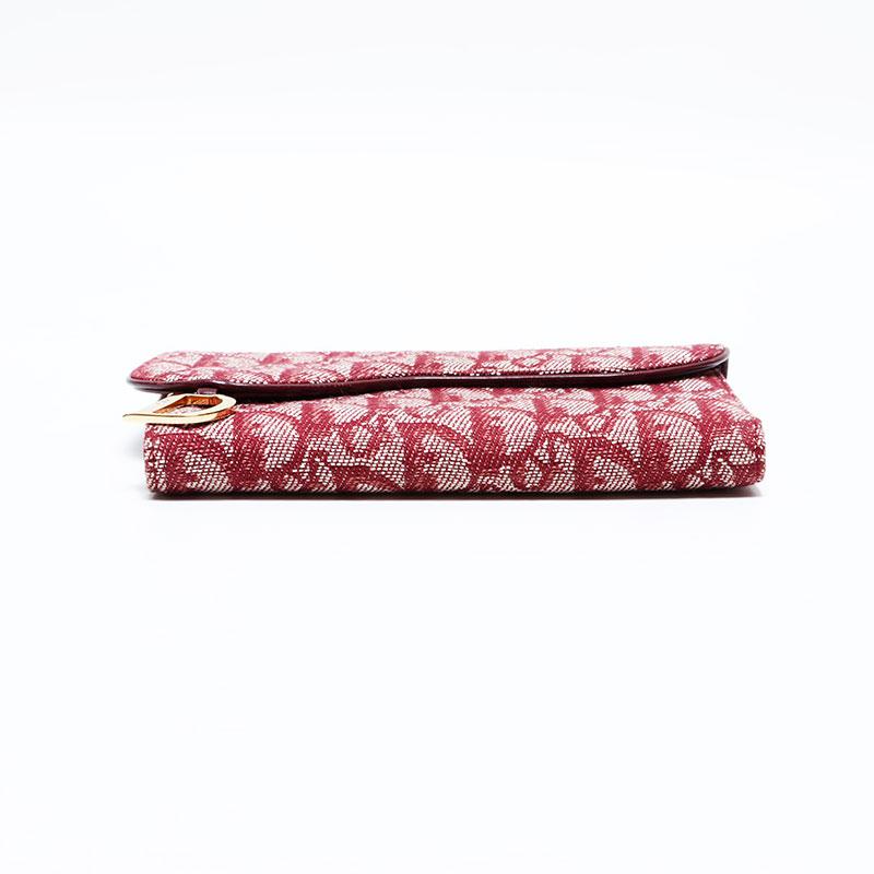 ディオール　折財布　キャンバス Dior 二つ折り財布 キャンバス Dのロゴ