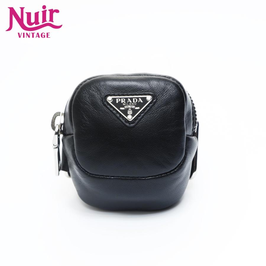 PRADA（プラダ） ポーチ レザー ミニ トライアングルロゴ チャーム