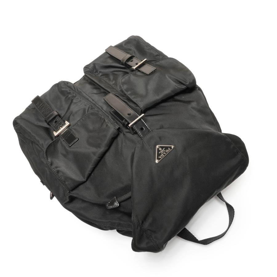 PRADA ブラック ナイロン リュック　ヴィンテージ PRADA（プラダ） リュック・デイパック ナイロン ブラック【中古