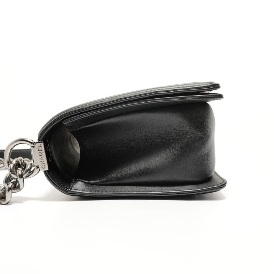 CHANEL（シャネル） ショルダーバッグ 22番台 ボーイシャネル リザード