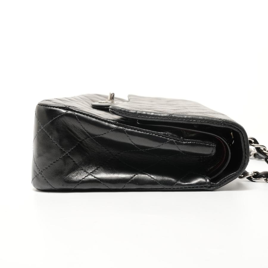 シャネル CHANEL ショルダーバッグ 7番台 マトラッセ25 ダブルフラップ ブラック【中古】の画像