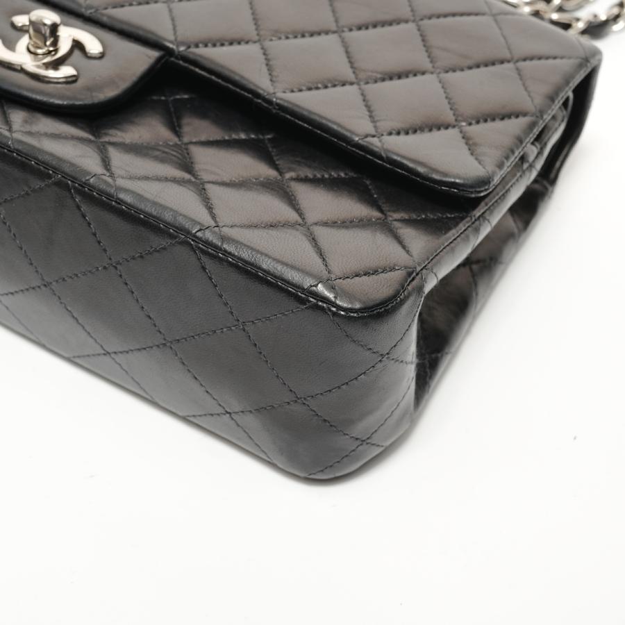 シャネル CHANEL ショルダーバッグ 7番台 マトラッセ25 ダブルフラップ ブラック【中古】の画像