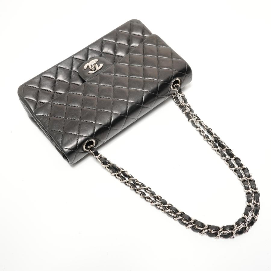 シャネル CHANEL ショルダーバッグ 7番台 マトラッセ25 ダブルフラップ ブラック【中古】の画像
