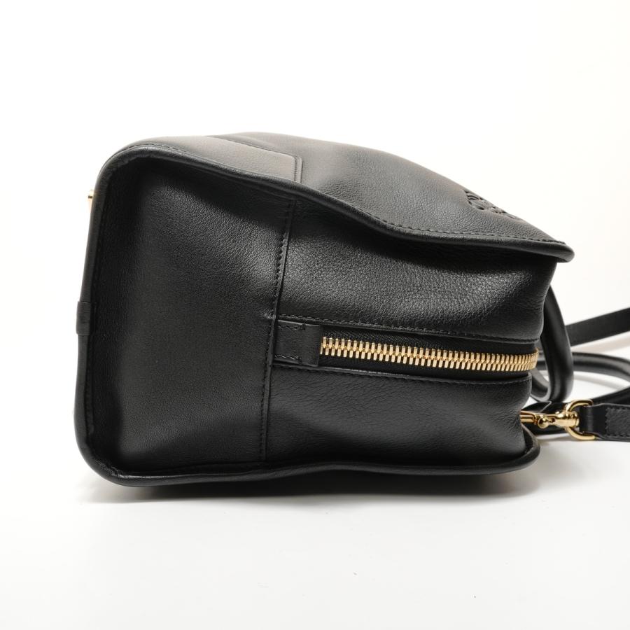 LOEWE（ロエベ） ハンドバッグ アマソナ 36 2WAY レザー ブラック