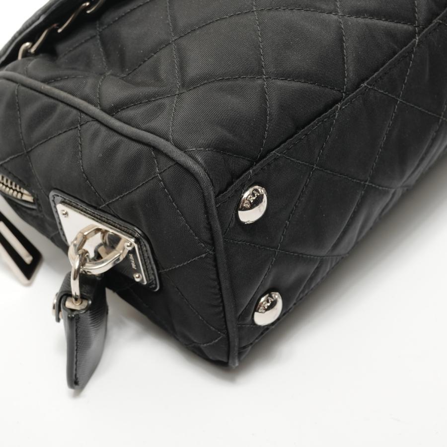 PRADA（プラダ） ショルダーバッグ ナイロン キルティング ブラック