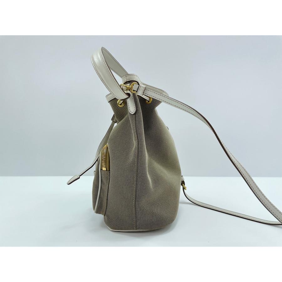 PRADA キャンバス 巾着 ショルダーバッグ PRADA（プラダ） ショルダーバッグ 巾着 キャンバス ベージュ【中古