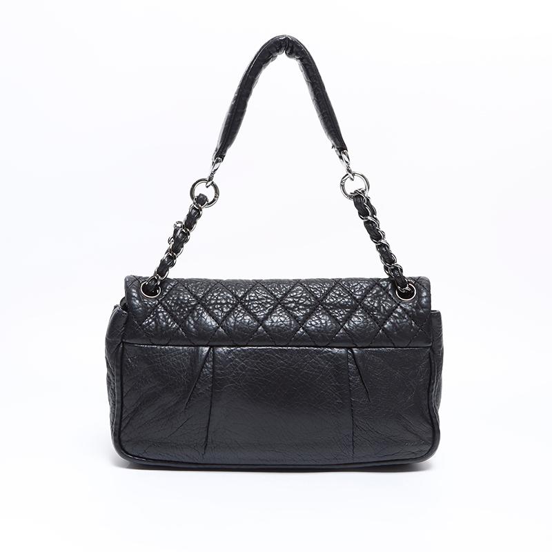 シャネル CHANEL ショルダーバッグ 12番台 マトラッセ チェーン シルバー金具 ブラック